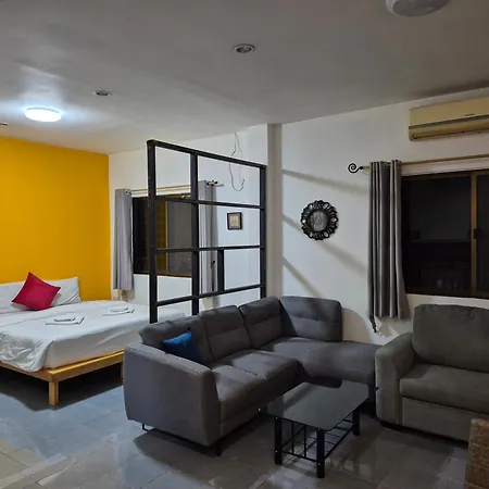 Hotel Dorothys