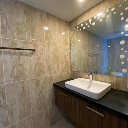 Apartment Grand Avenue X Monthstayz Thailand *