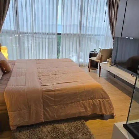 Apartment Sea View 2 Bed Luxury - Perfect Location Pattaya