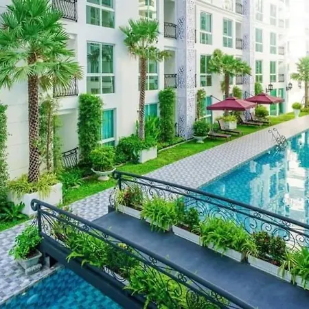 Bright Corner Apartment, Location * Pattaya