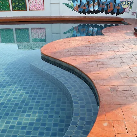 Hotel Journeyhub Pattaya