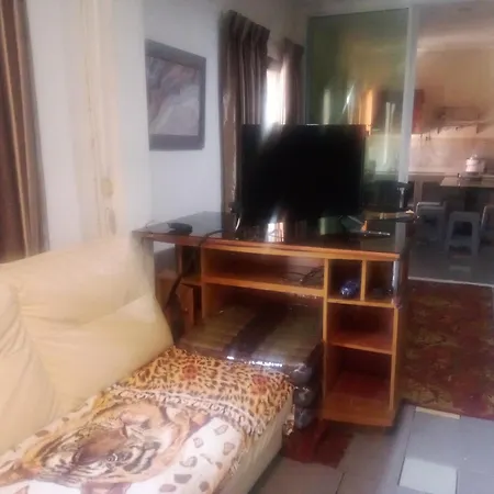 Ben & Lek Guest house