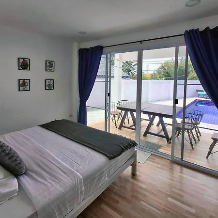 Villa 3 Bed Private Pool South