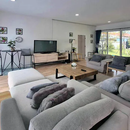 3 Bed Private Pool South Villa *