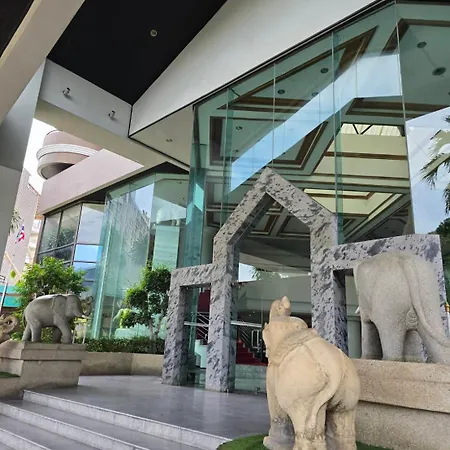 Hotel First Pacific Cirrus Pattaya