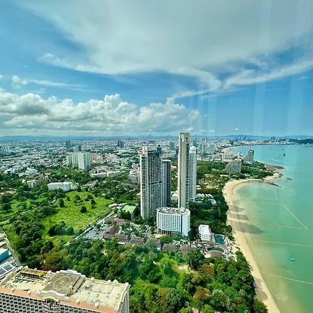 Apartment Arom Wongamat Luxury Boutique Beachfront In North Pattaya, 702