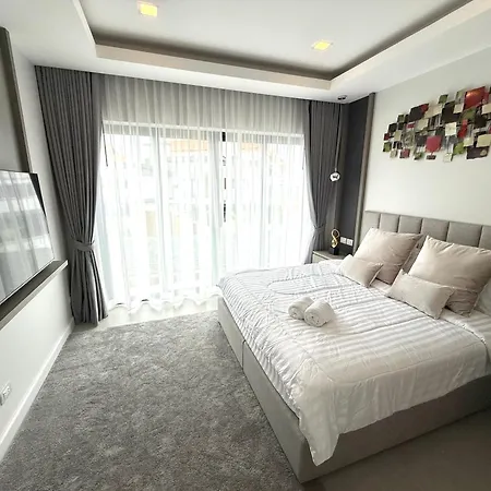 Zensiri Stylish Brand New Pool * Pattaya