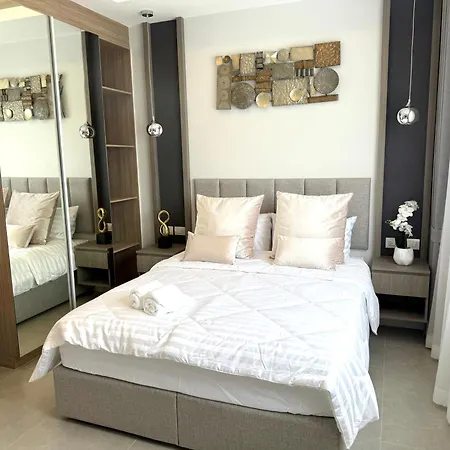 Zensiri Stylish Brand New Pool
