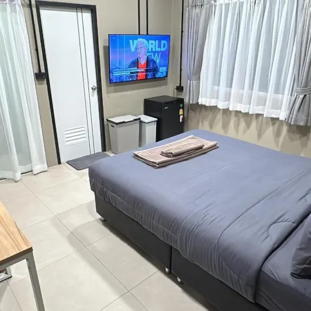 Cloud9 Reloaded Hotel *