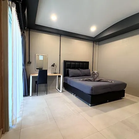 Hotel Cloud9 Reloaded