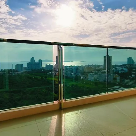 Grande Carribean Apartment *