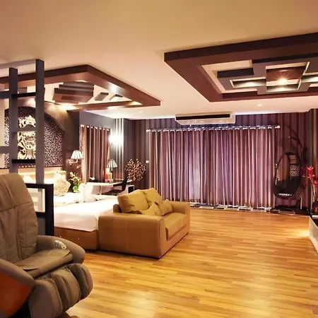 Hotel Ktk & 4*