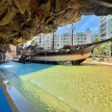Jomtien Waterpark Apartment *
