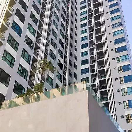 Prismplaymate Apartment Pattaya