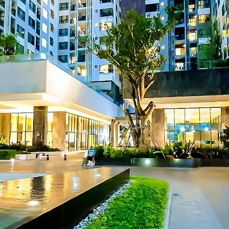 Prismplaymate Apartment Pattaya