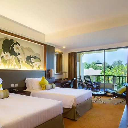 Dusit Thani Resort 5*
