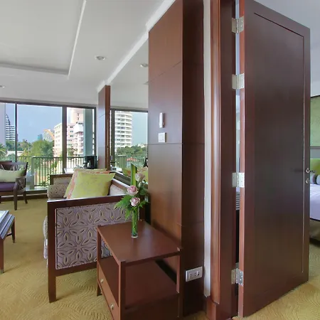 Dusit Thani Resort 5*