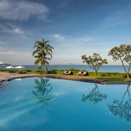 Resort Dusit Thani 5*