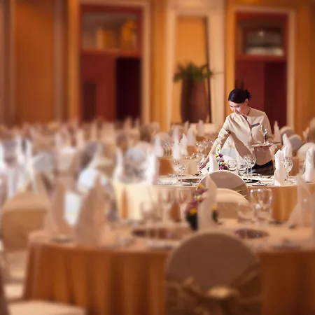 Dusit Thani Resort Pattaya