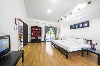 Hotel In 4*