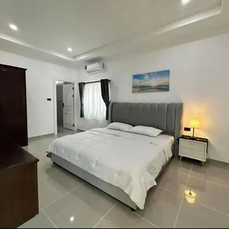 Binsbarry 4 Bedroom 5 Bath Pool Near Walking Street And Jomtien *