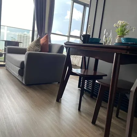 Apartment Sea View High Floor - Breathtaking Views Pattaya