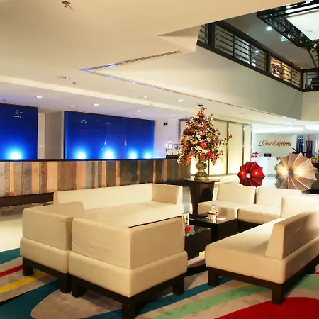 Hotel Discovery 4*
