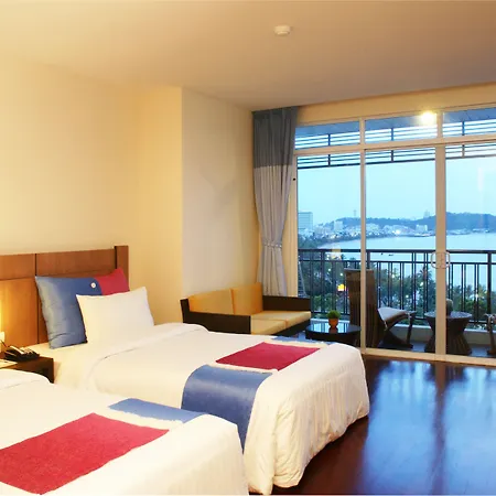 Hotel Discovery 4*