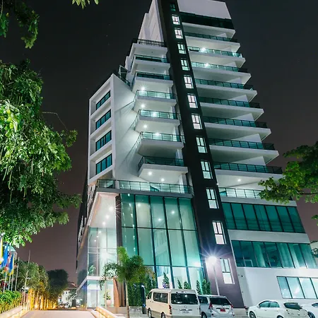 Hotel Discovery 4*