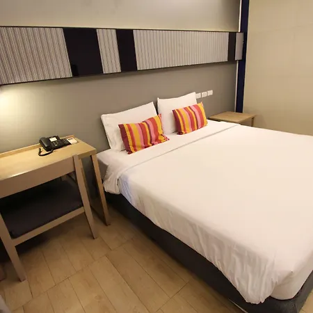 The Sun Xclusive Hotel 3*