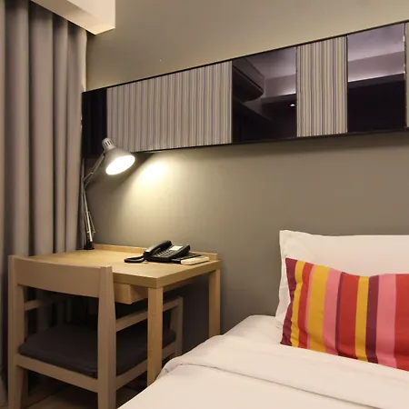 Hotel The Sun Xclusive 3*