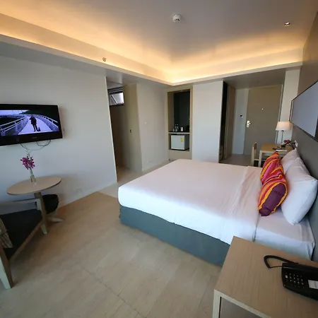 Hotel The Sun Xclusive 3*