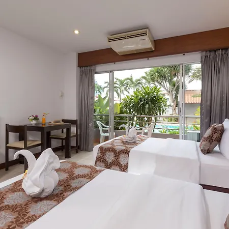 Holiday Hotel