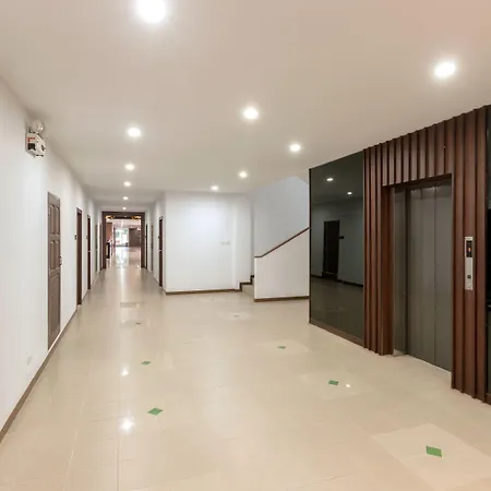 Holiday Hotel Pattaya