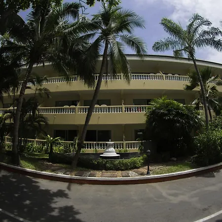 Hotel Twin Palms Pattaya, Sha Extra Certified 3*