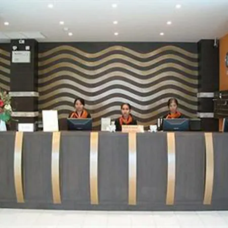 Crown 3*