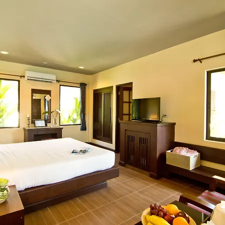 Rose Bay Resort 3*