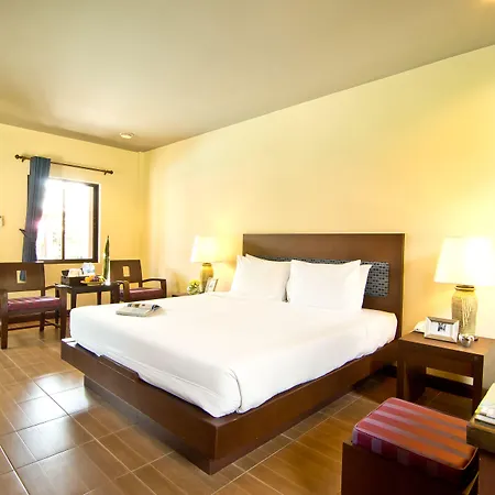 Rose Bay 3*