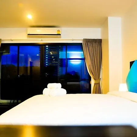 Hotel Reddoorz I-talay Pattaya