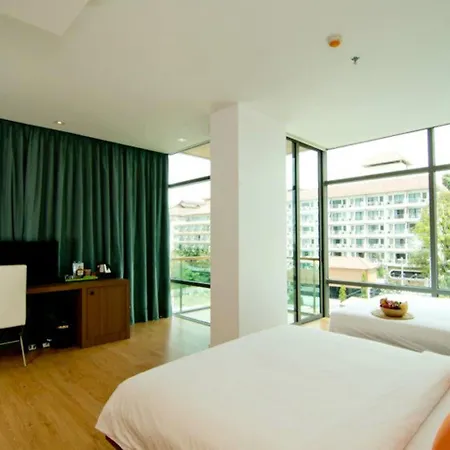Hotel Seven Zea Chic Pattaya