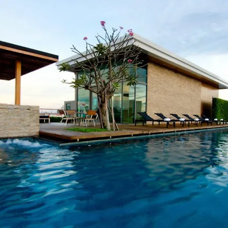 Seven Zea Chic Hotel 4*