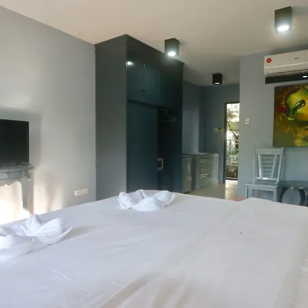 Hotel Momento 3*