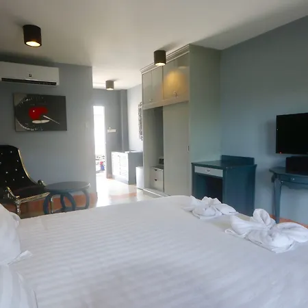 Hotel Momento 3*