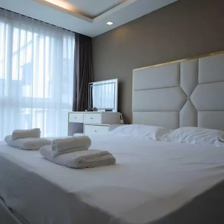 Thaihome Center Apartment