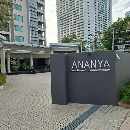 Apartment Beachfront With 50m Pool Jacuzzi Access-pattaya Pattaya