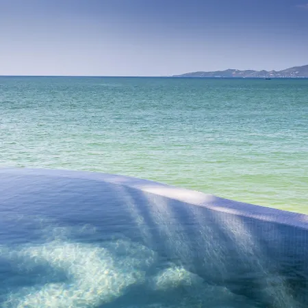 The Monttra Pattaya - Sha Extra Plus Resort Pattaya