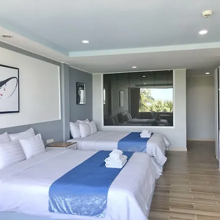 Hotel The Front Resort, 3*