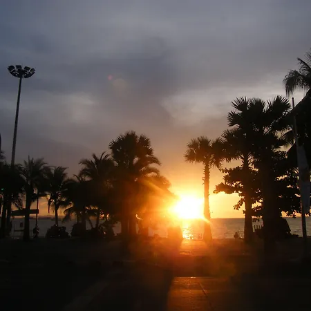 Hotel The Front Resort, 3*