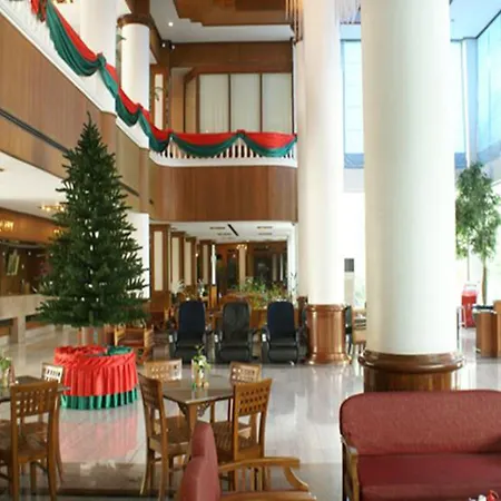 Royal Palace Hotel