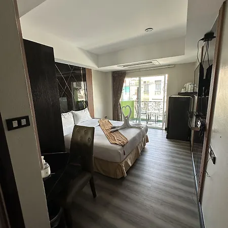 Maleez Hotel 3*
